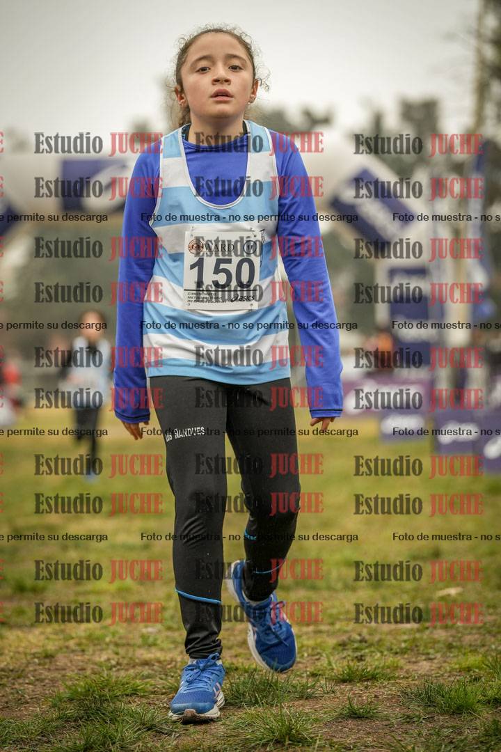 Fotos de la llegada del cross de 1000 m