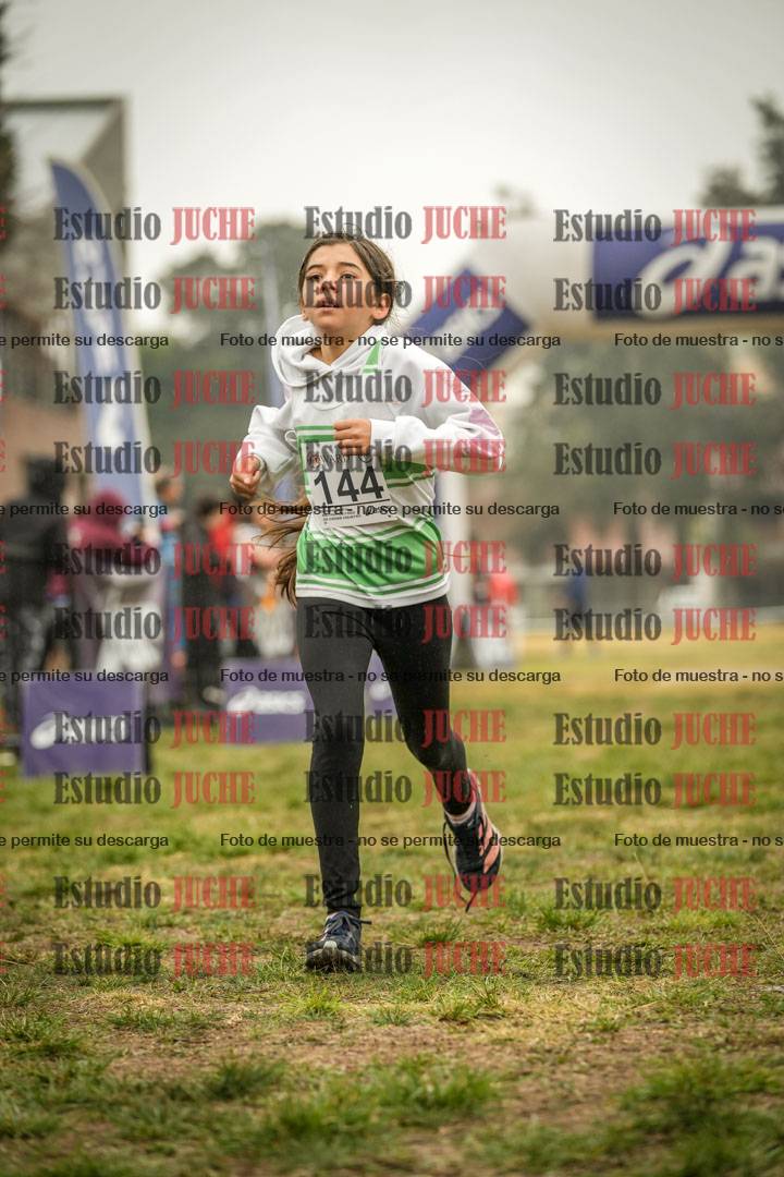 Fotos de la llegada del cross de 1000 m