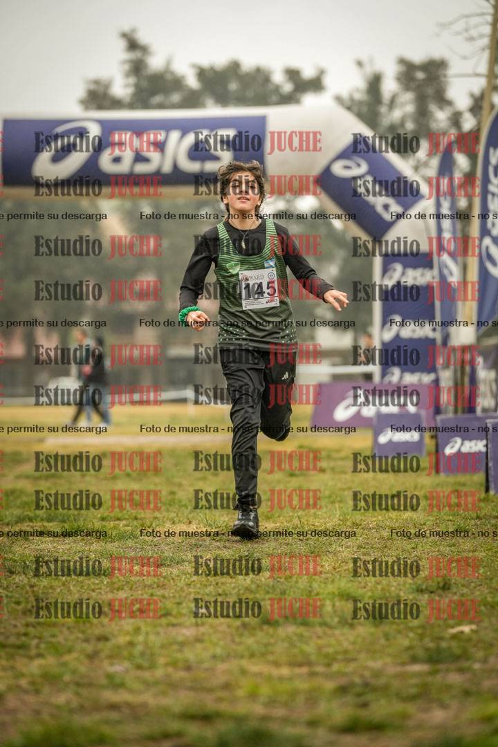 Fotos de la llegada del cross de 1000 m