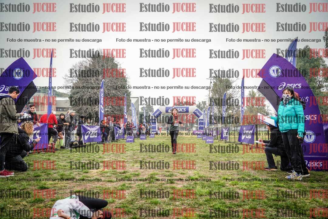 Fotos de la llegada del cross de 1000 m