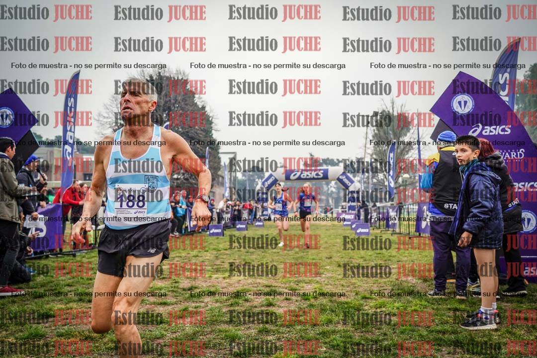 Fotos de la llegada del cross de 1500 m