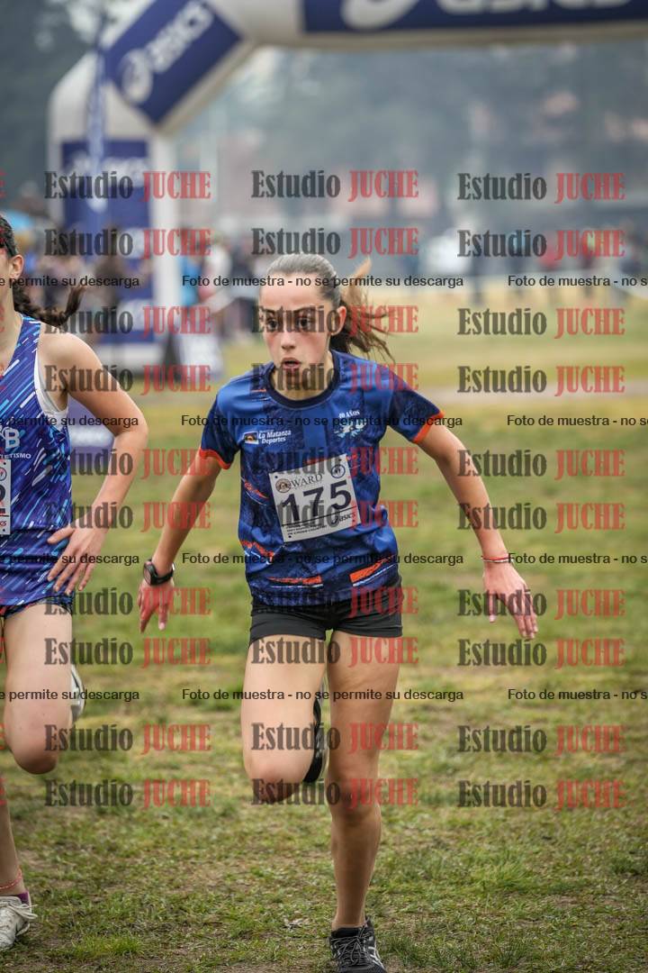Fotos de la llegada del cross de 1500 m