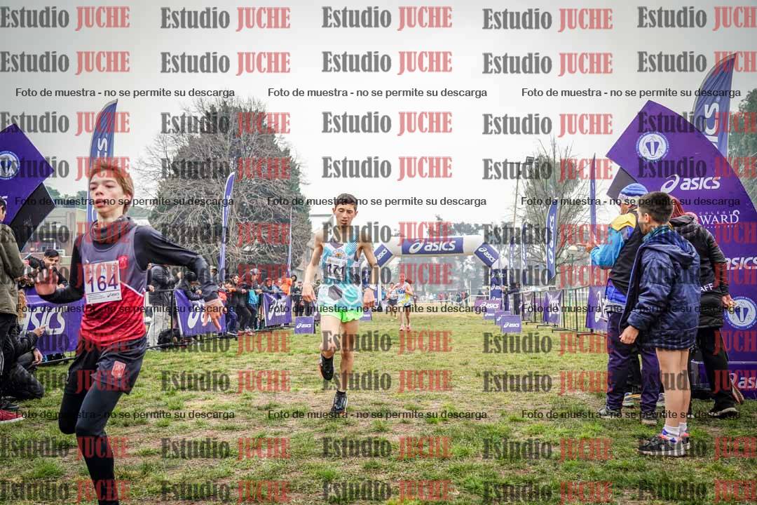 Fotos de la llegada del cross de 1500 m