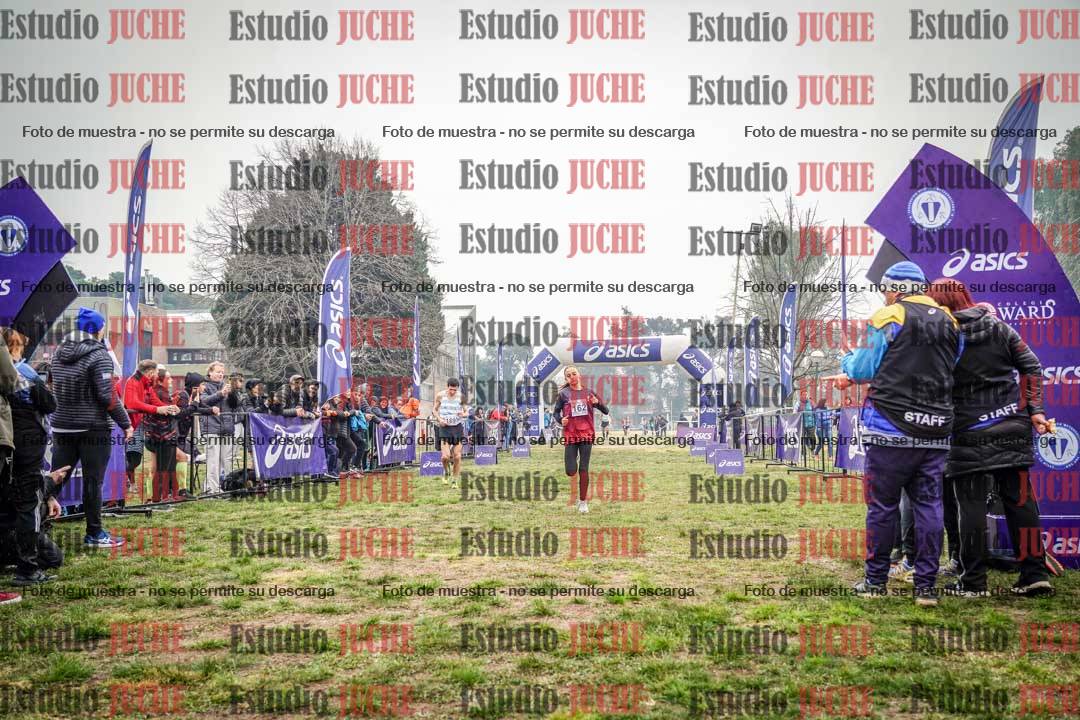 Fotos de la llegada del cross de 1500 m