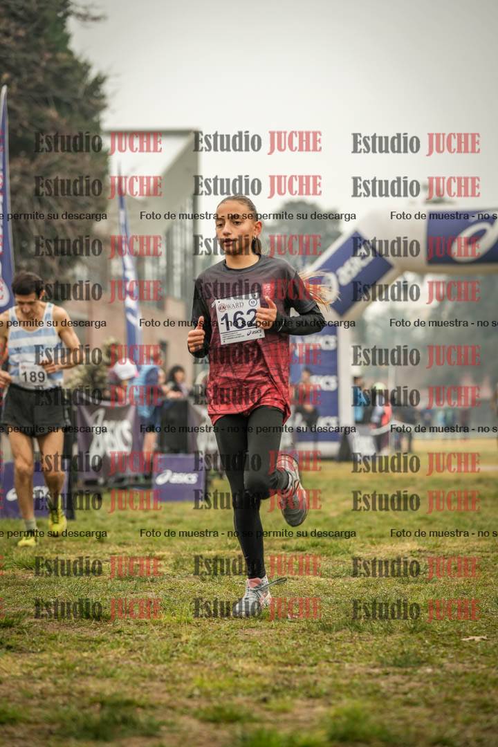Fotos de la llegada del cross de 1500 m