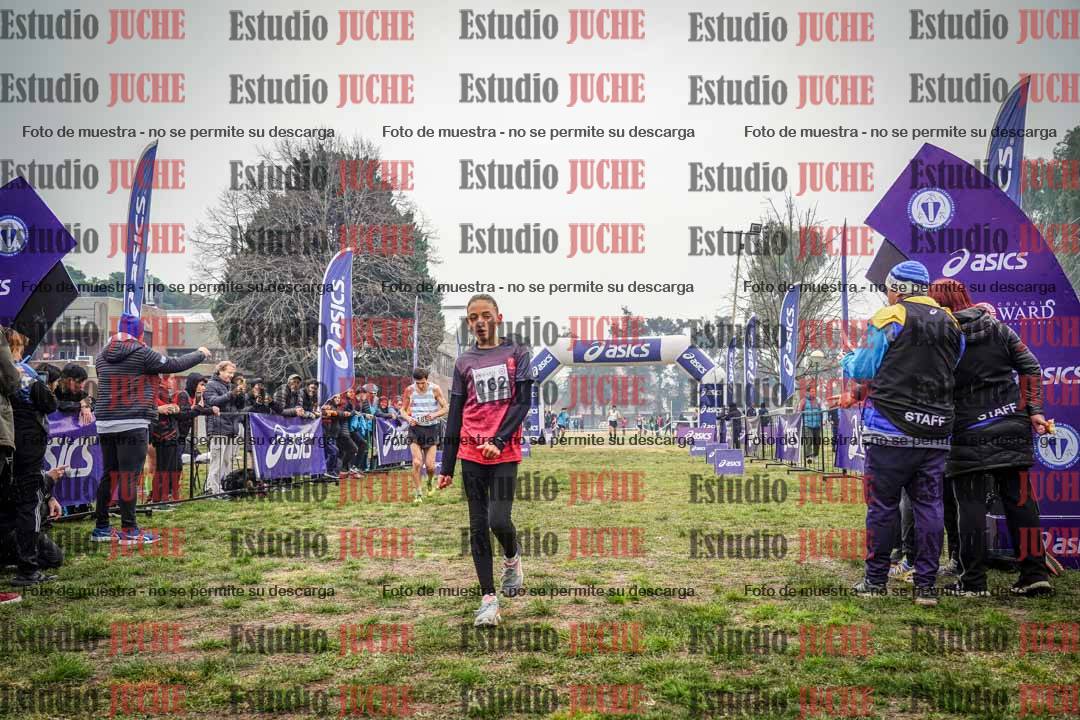 Fotos de la llegada del cross de 1500 m