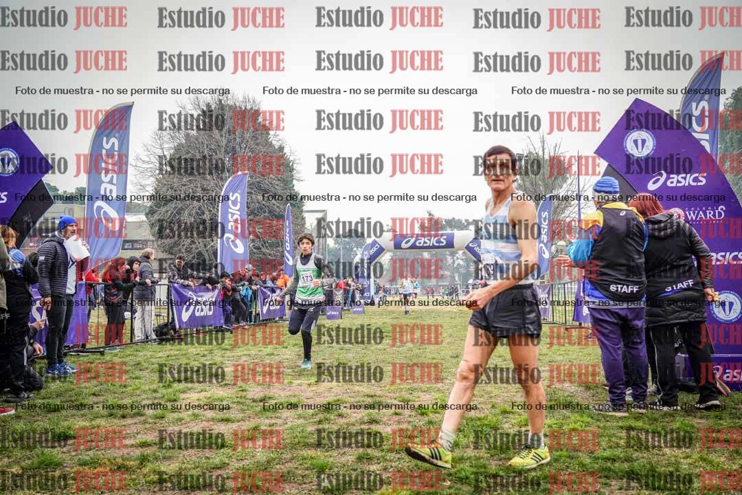 Fotos de la llegada del cross de 1500 m