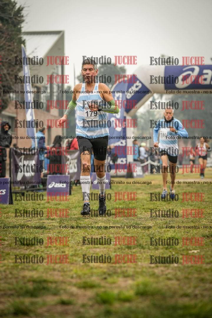 Fotos de la llegada del cross de 1500 m