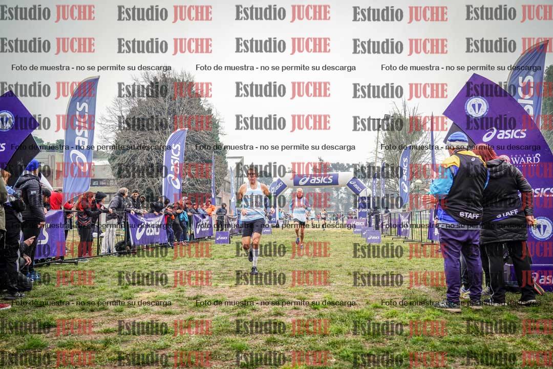 Fotos de la llegada del cross de 1500 m
