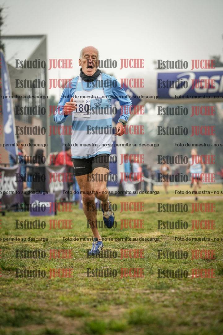Fotos de la llegada del cross de 1500 m