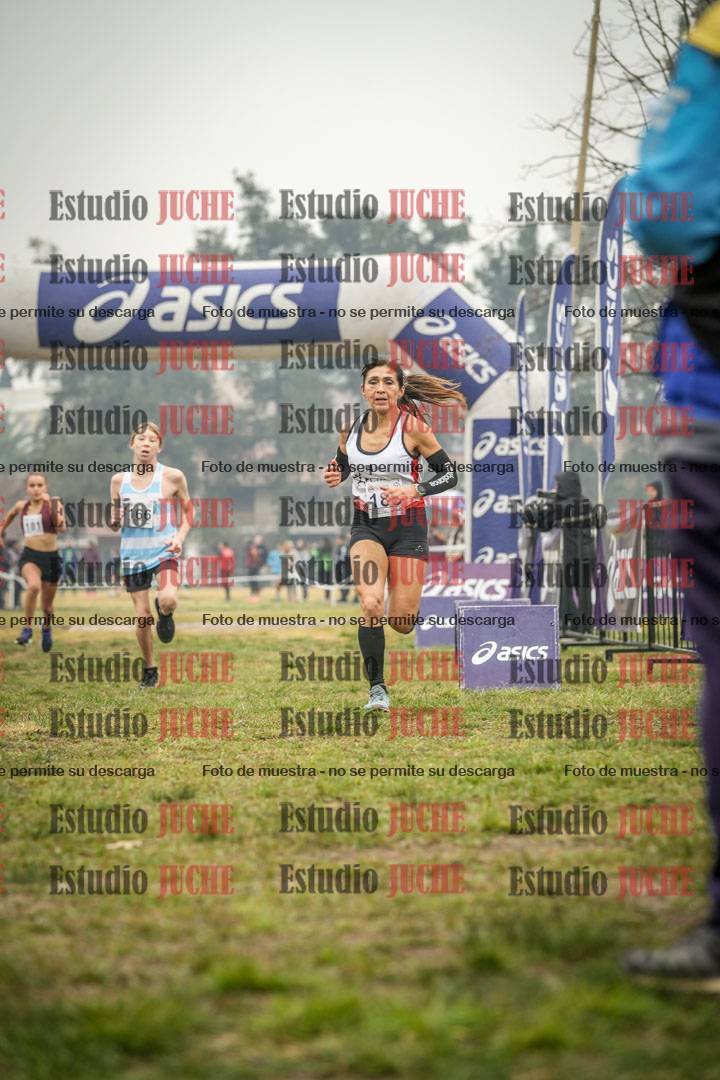 Fotos de la llegada del cross de 1500 m