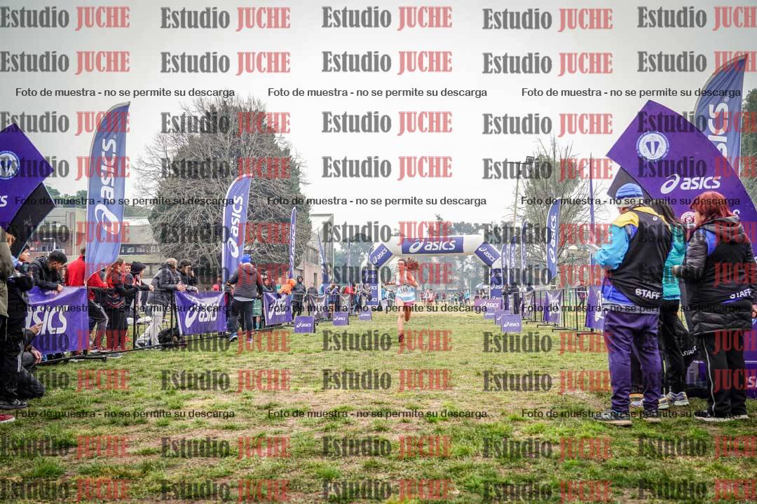 Fotos de la llegada del cross de 1500 m