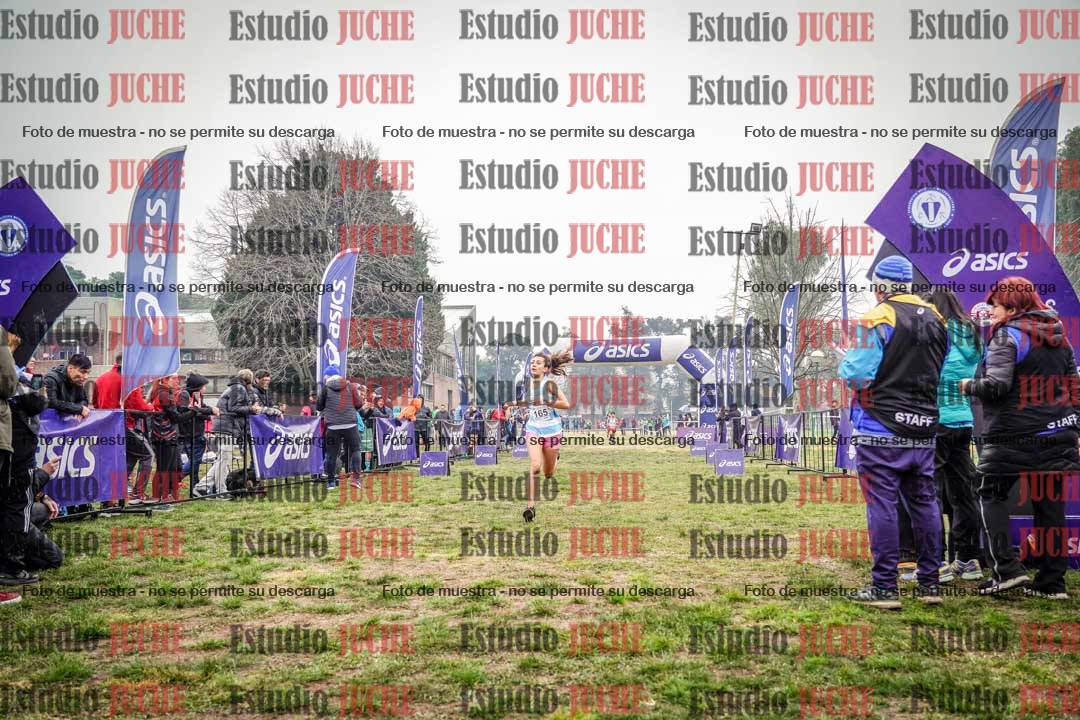 Fotos de la llegada del cross de 1500 m