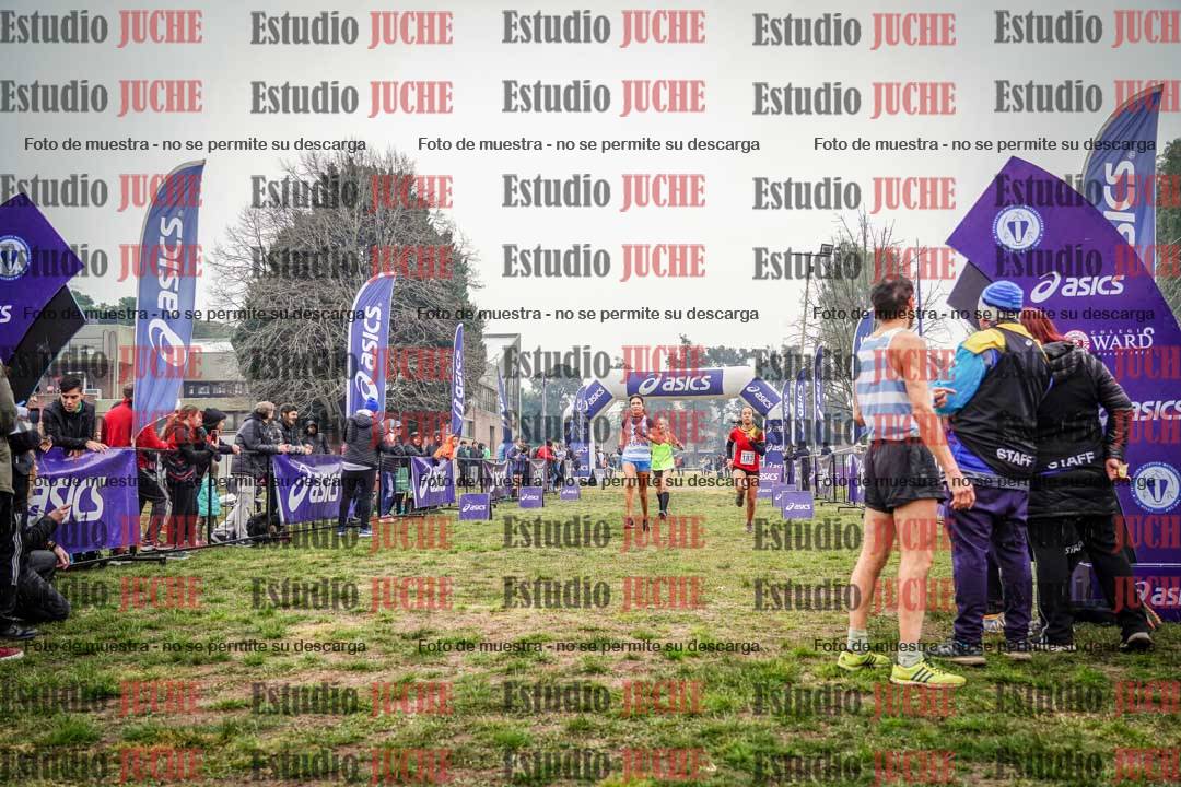 Fotos de la llegada del cross de 1500 m