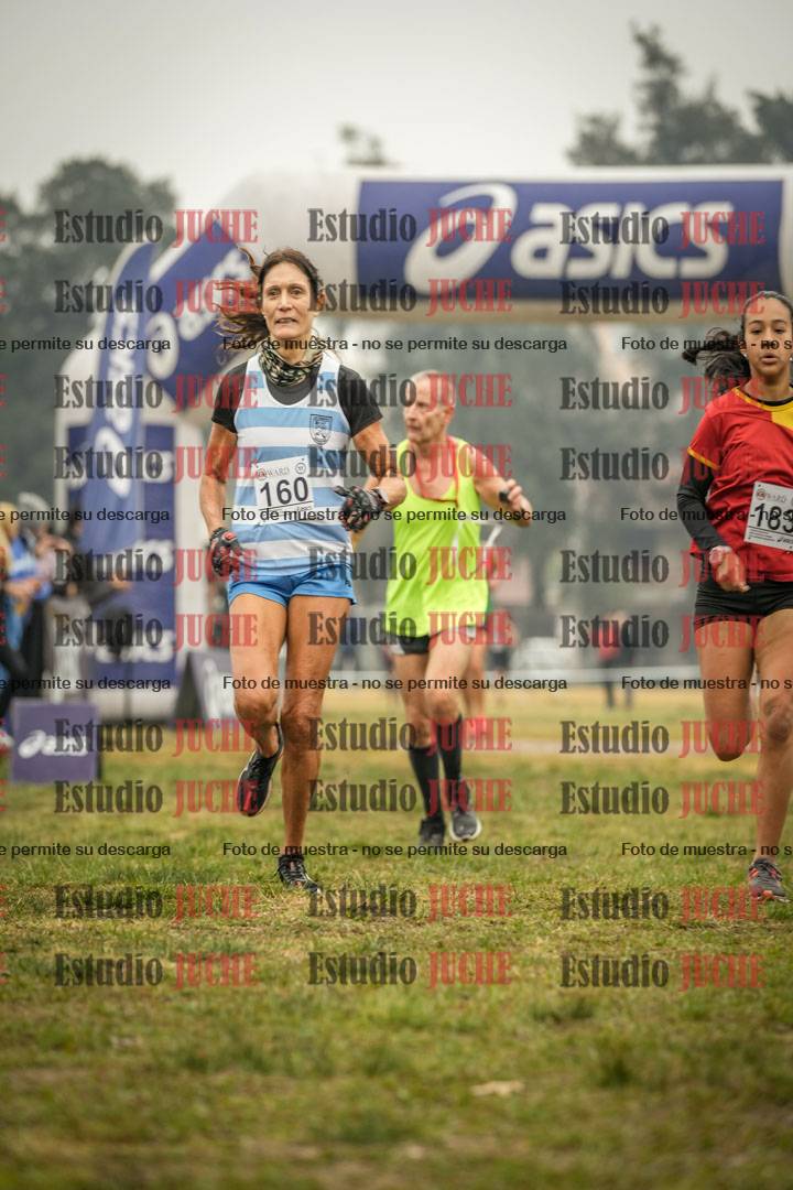 Fotos de la llegada del cross de 1500 m
