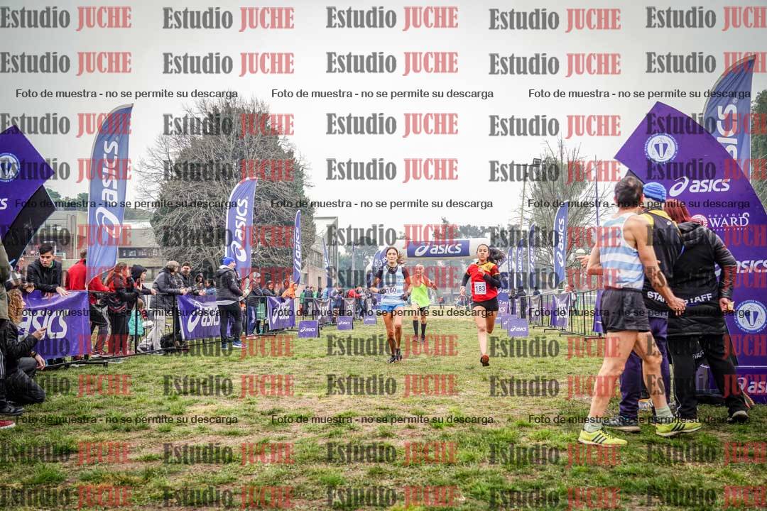 Fotos de la llegada del cross de 1500 m