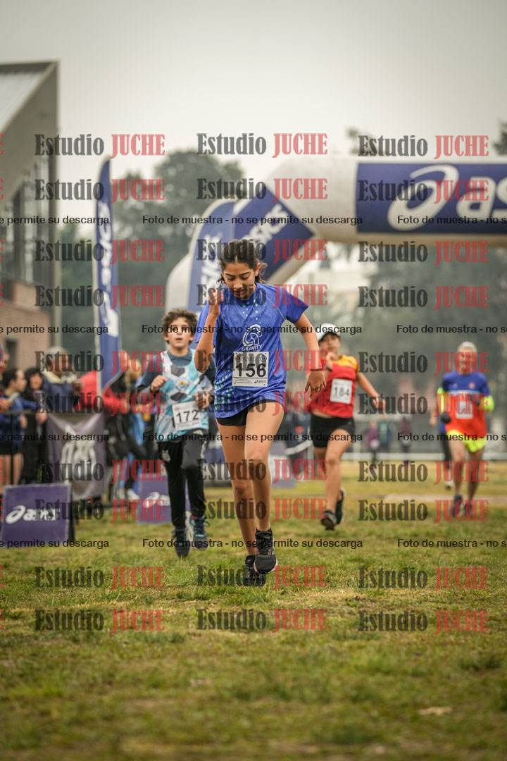 Fotos de la llegada del cross de 1500 m