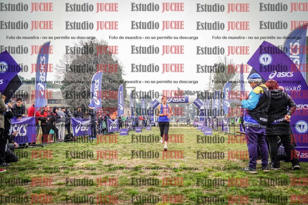 Fotos de la llegada del cross de 1500 m
