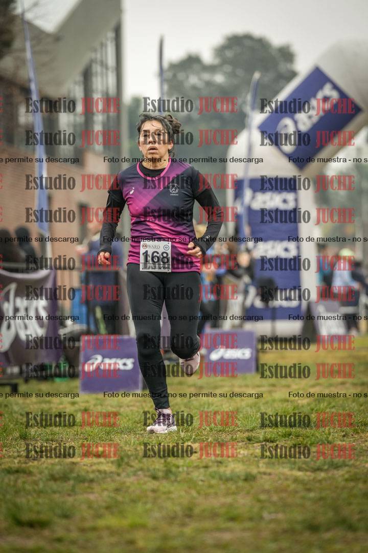 Fotos de la llegada del cross de 1500 m