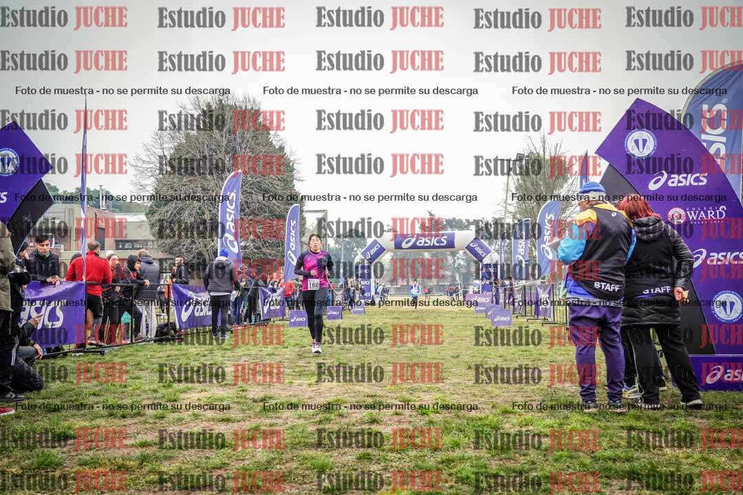 Fotos de la llegada del cross de 1500 m
