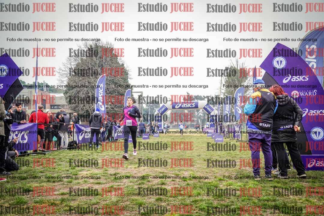 Fotos de la llegada del cross de 1500 m