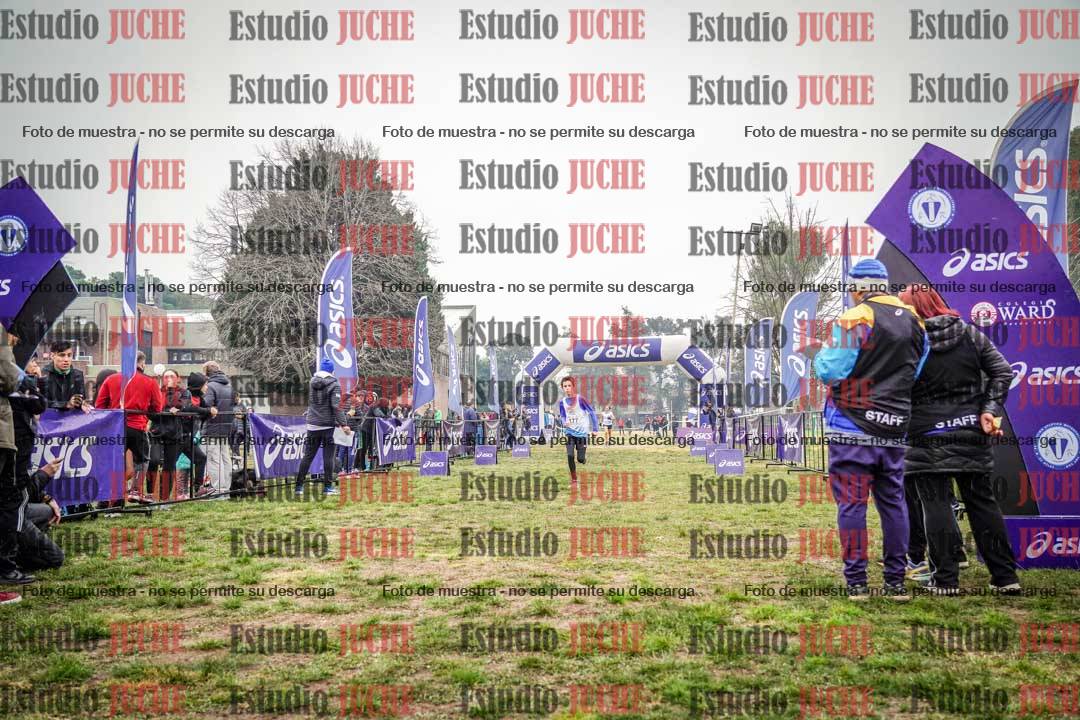 Fotos de la llegada del cross de 1500 m