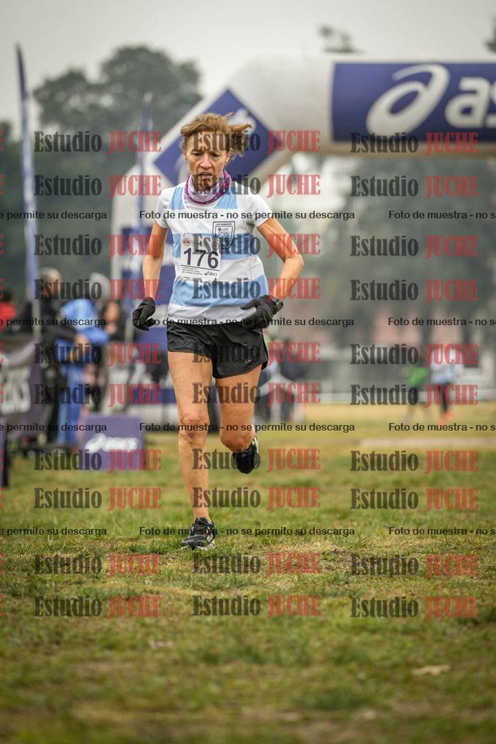 Fotos de la llegada del cross de 1500 m