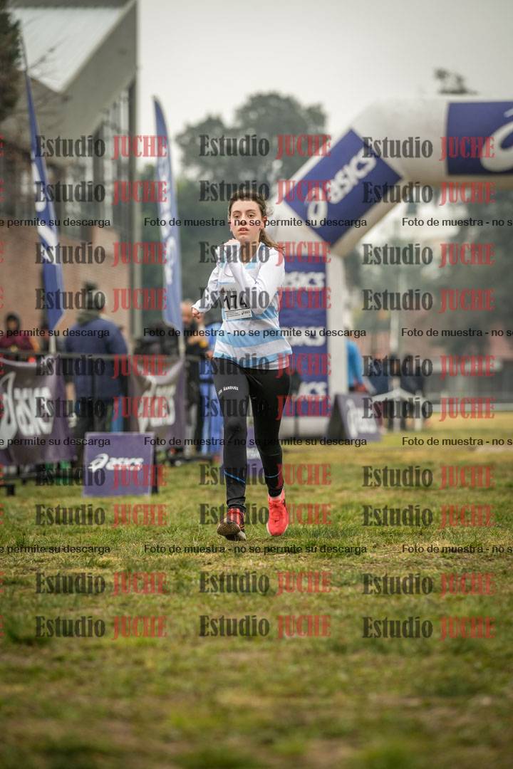 Fotos de la llegada del cross de 1500 m