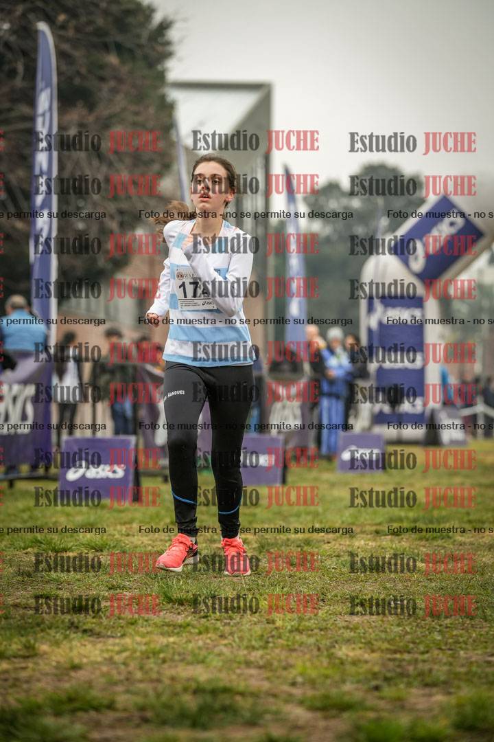 Fotos de la llegada del cross de 1500 m