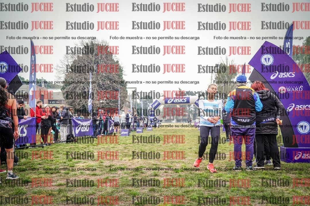 Fotos de la llegada del cross de 1500 m