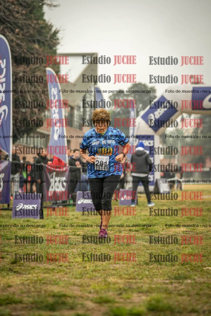 Fotos de la llegada del cross de 1500 m