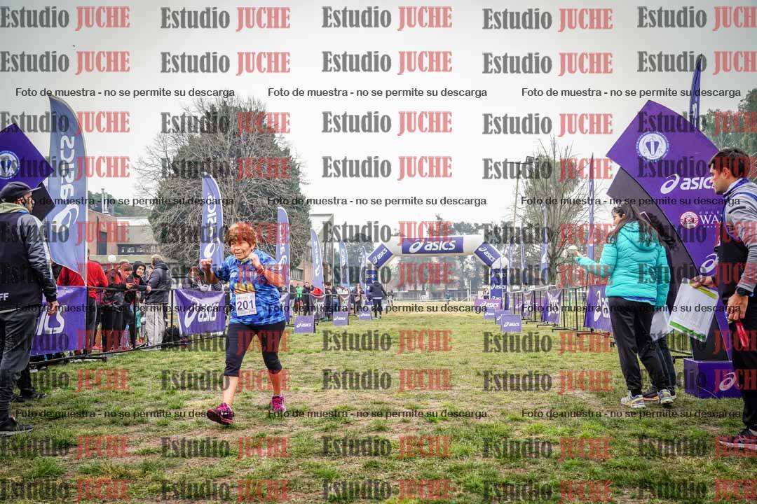 Fotos de la llegada del cross de 1500 m