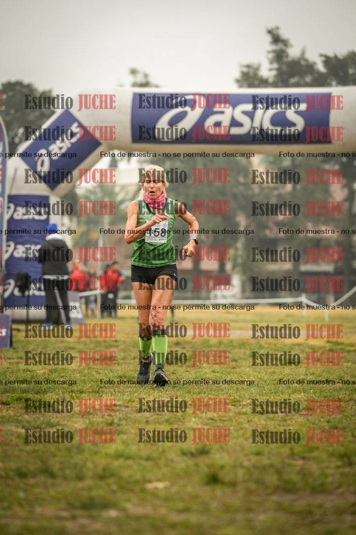 Fotos de la llegada del cross de 1500 m