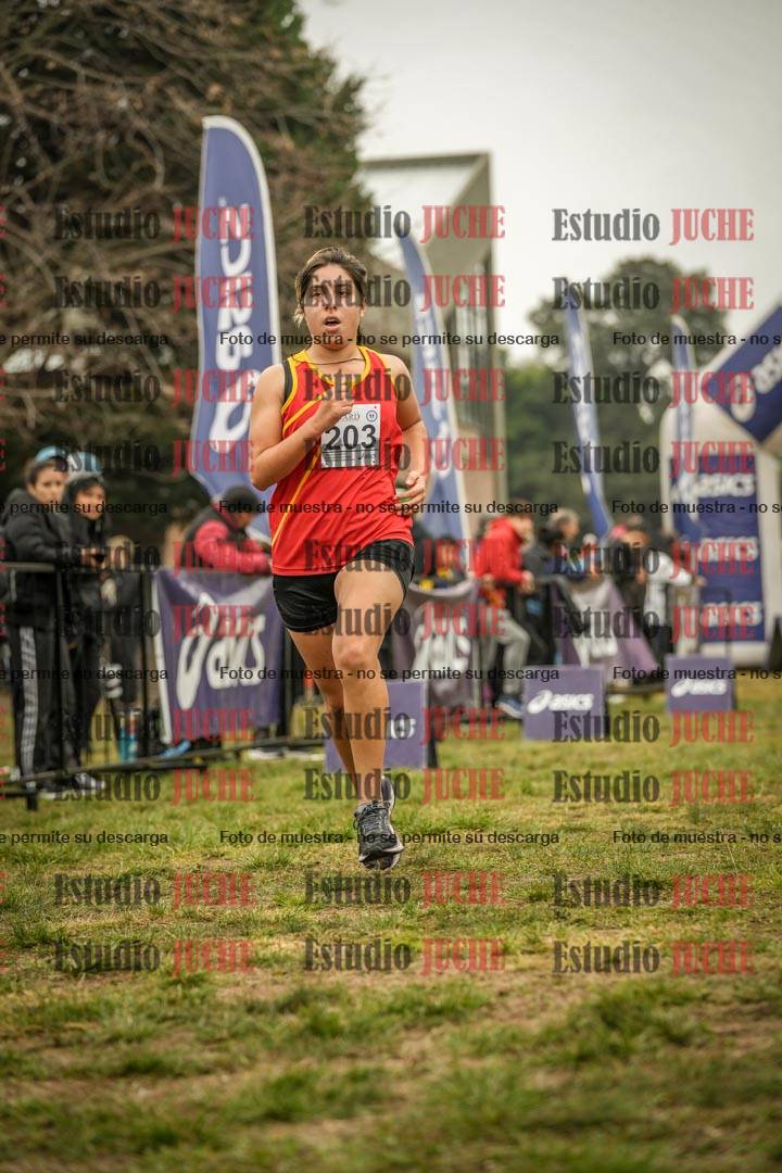 Fotos de la llegada del cross de 2500 m - mujeres U16