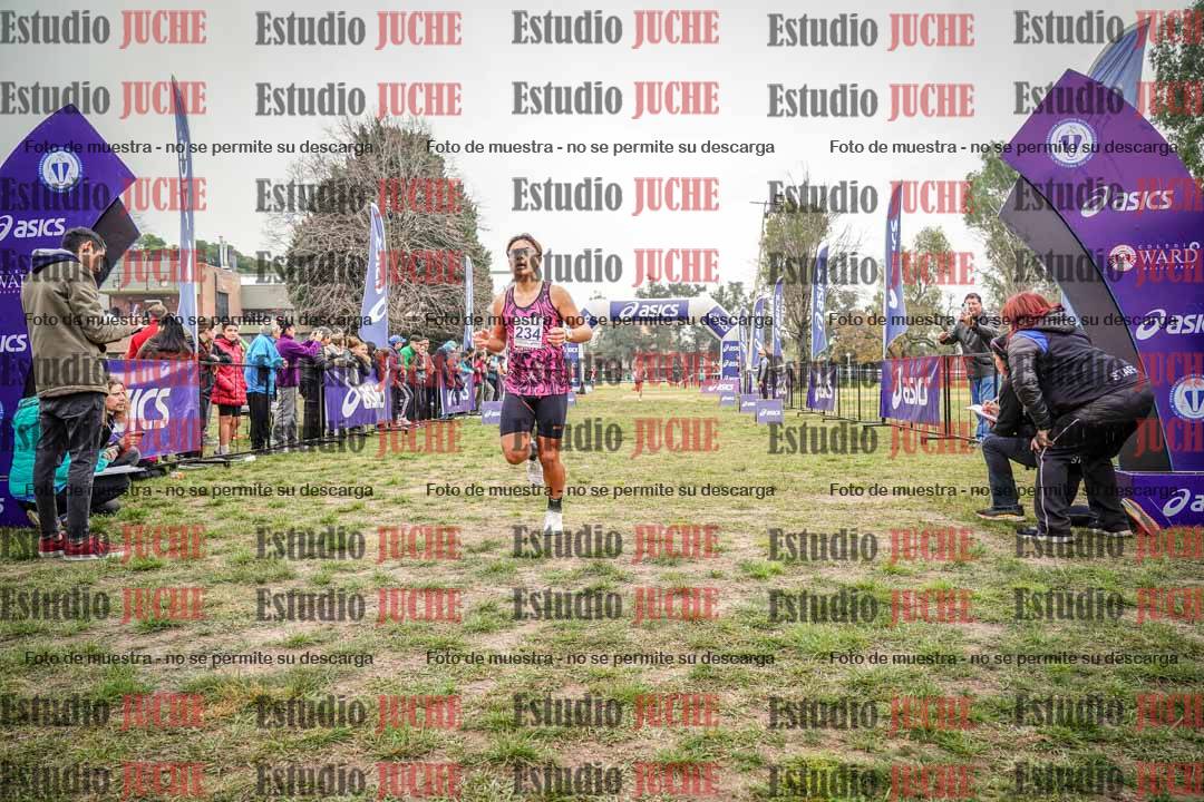 Fotos de la llegada del cross de 3000 m