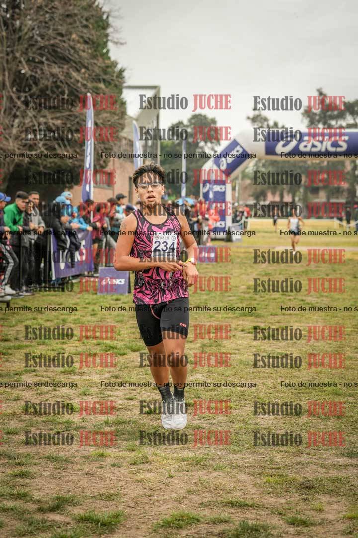 Fotos de la llegada del cross de 3000 m