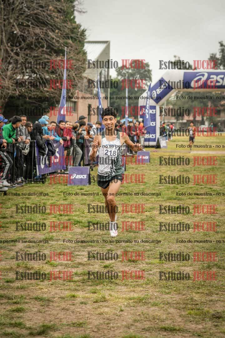 Fotos de la llegada del cross de 3000 m