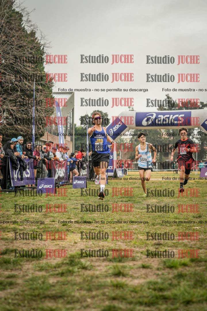 Fotos de la llegada del cross de 3000 m