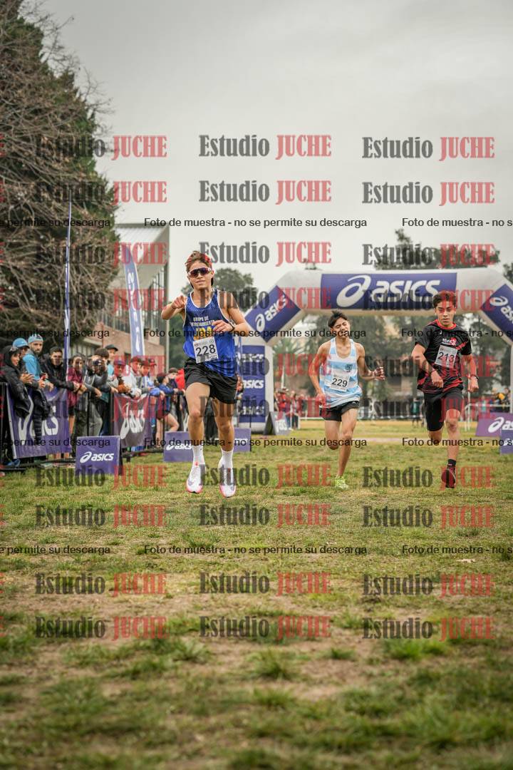 Fotos de la llegada del cross de 3000 m