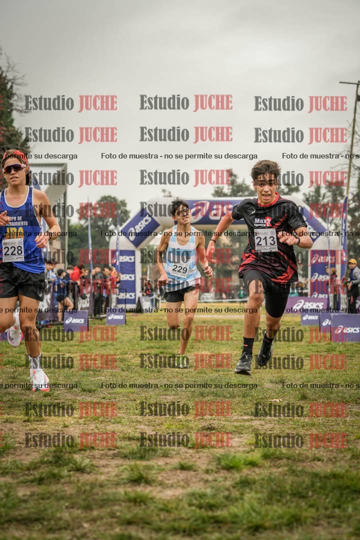 Fotos de la llegada del cross de 3000 m