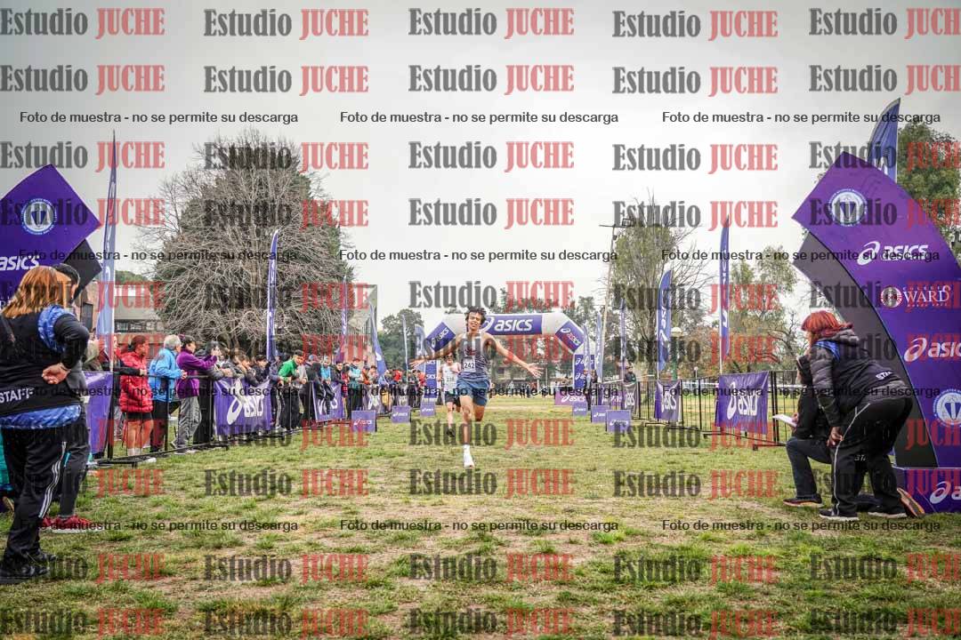 Fotos de la llegada del cross de 3000 m