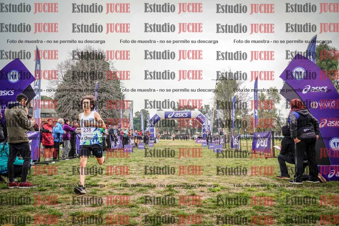 Fotos de la llegada del cross de 3000 m