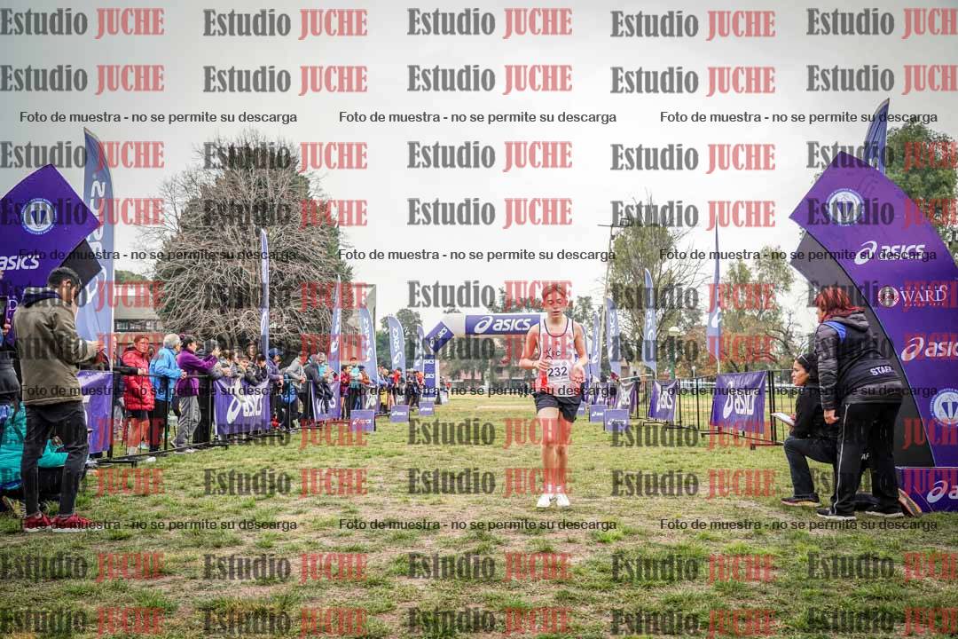 Fotos de la llegada del cross de 3000 m