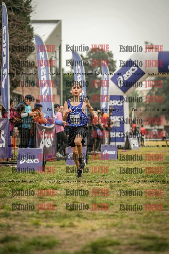 Fotos de la llegada del cross de 3000 m