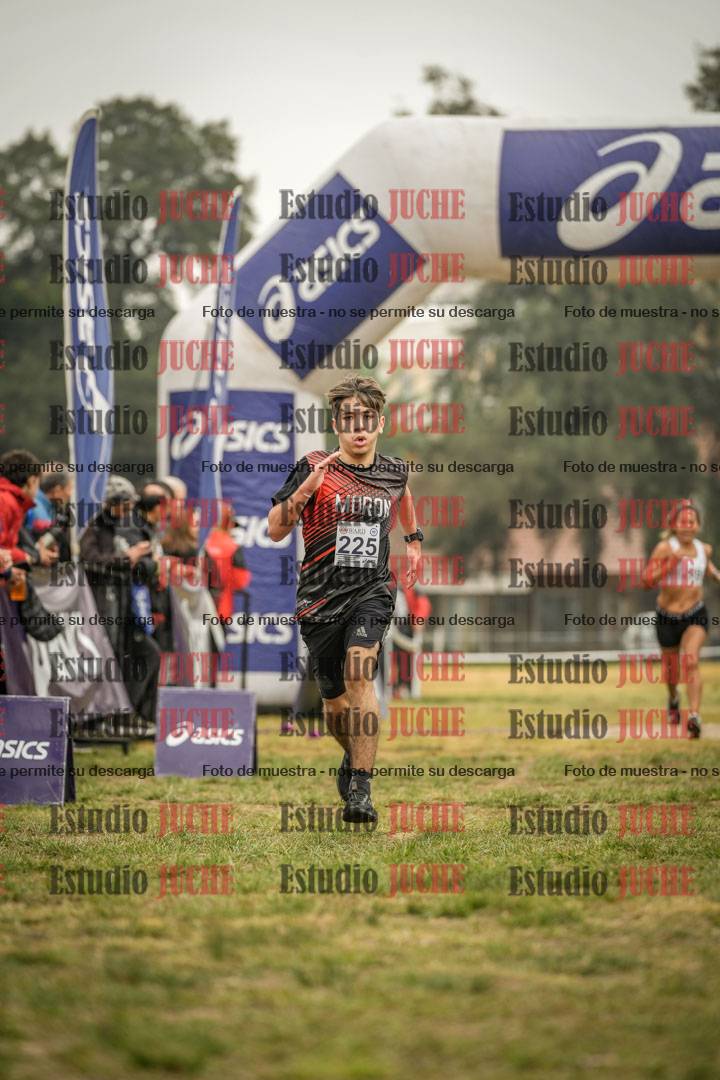 Fotos de la llegada del cross de 3000 m