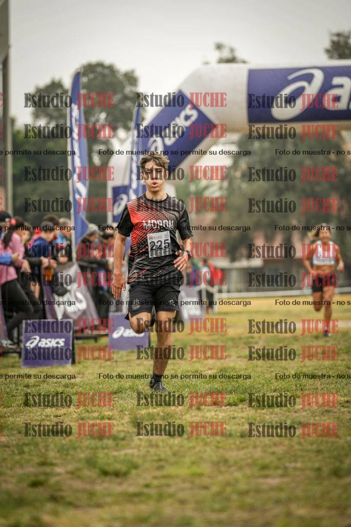 Fotos de la llegada del cross de 3000 m