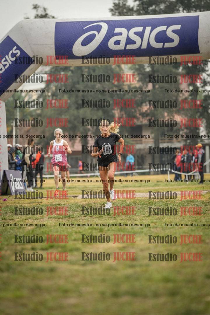 Fotos de la llegada del cross de 3000 m