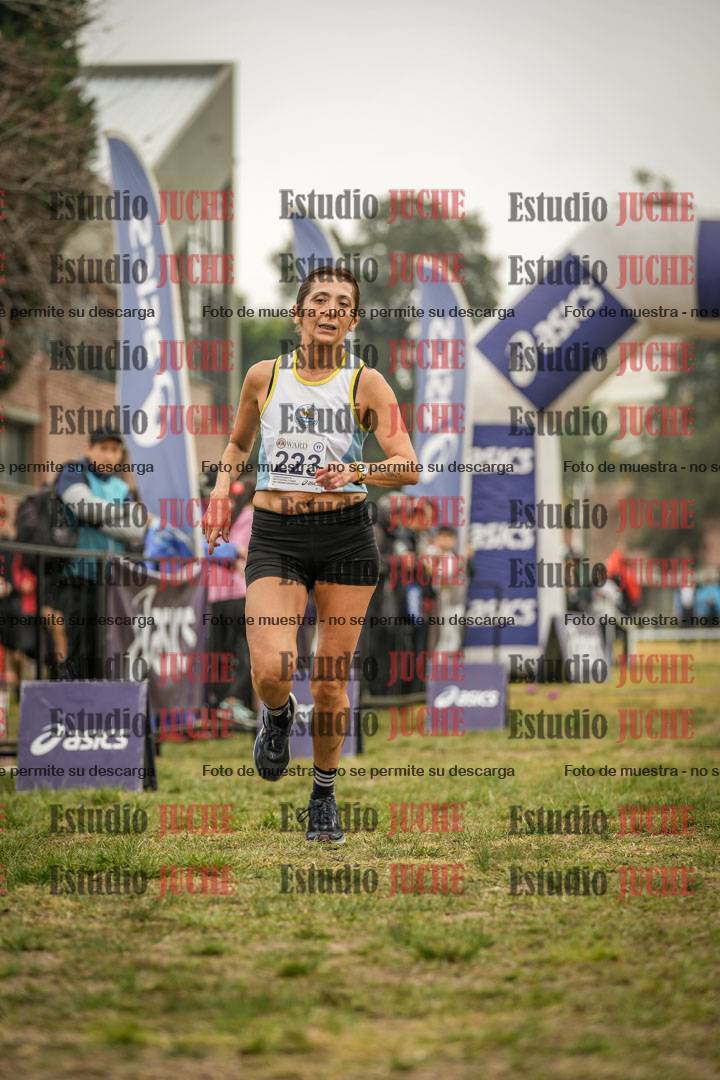 Fotos de la llegada del cross de 3000 m