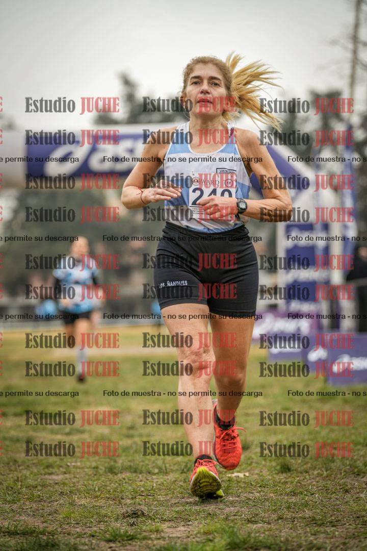 Fotos de la llegada del cross de 3000 m
