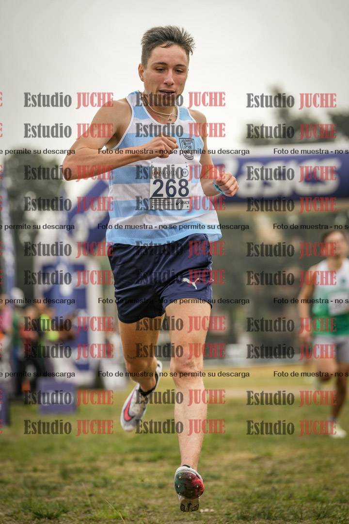 Fotos de la llegada del cross de 4000 m - mujeres y varones INVITADOS
